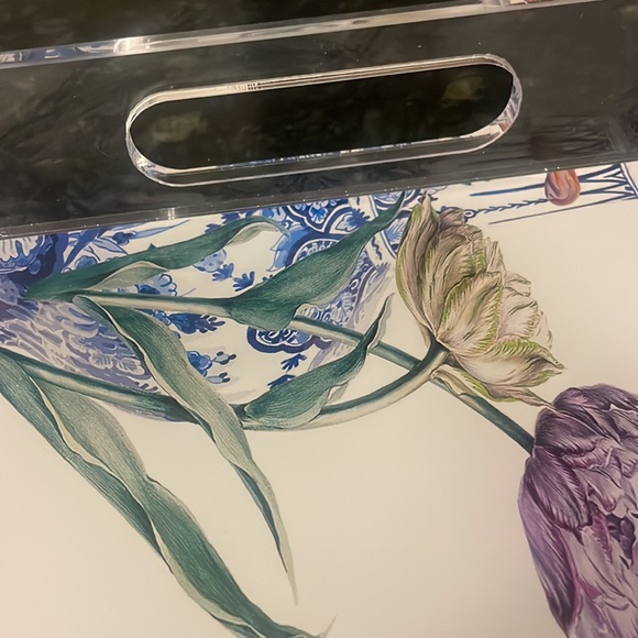 NICOLETTE MAYER DELFT TULIP ACRYLIC TRAY - Picture 4 of 5